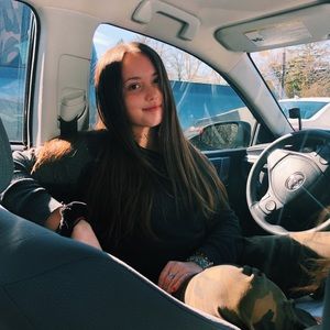 Meet your Posher, Sarah